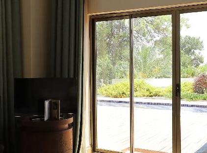 Amara Premier Palace Hotel تورنگار
