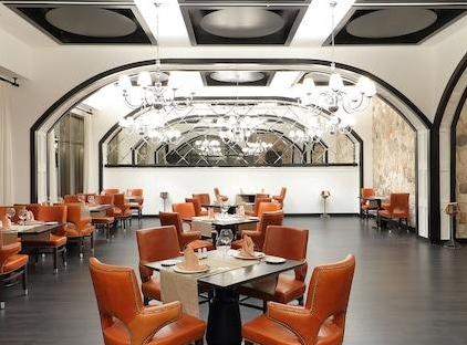 Amara Premier Palace Hotel تورنگار