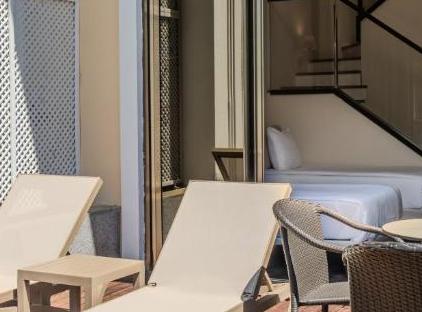 Amara Premier Palace Hotel تورنگار