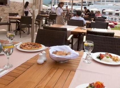 Amara Premier Palace Hotel تورنگار