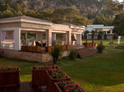 Amara Premier Palace Hotel تورنگار