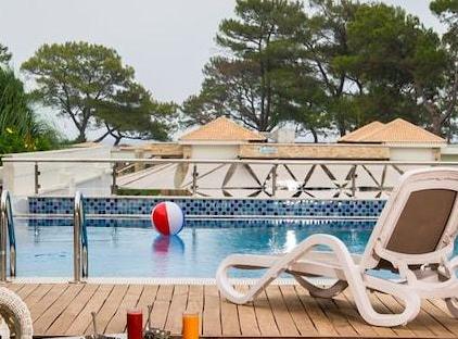 Amara Premier Palace Hotel تورنگار