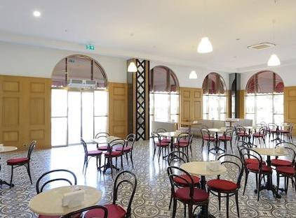 Amara Premier Palace Hotel تورنگار