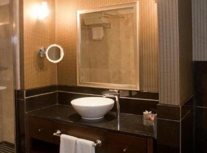 Amara Premier Palace Hotel تورنگار