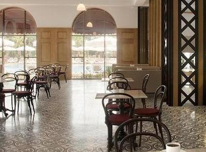 Amara Premier Palace Hotel تورنگار