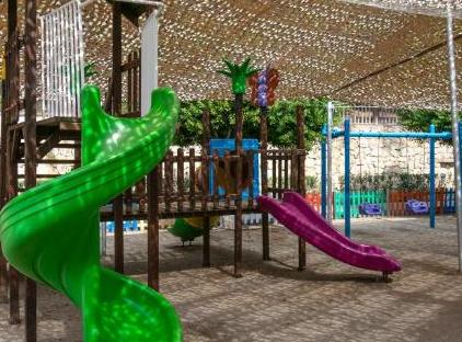 Amara Premier Palace Hotel تورنگار