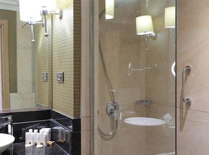 Amara Premier Palace Hotel تورنگار