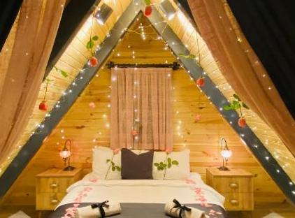 GARDEN BUNGALOW تورنگار