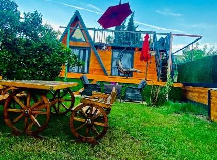 GARDEN BUNGALOW تورنگار