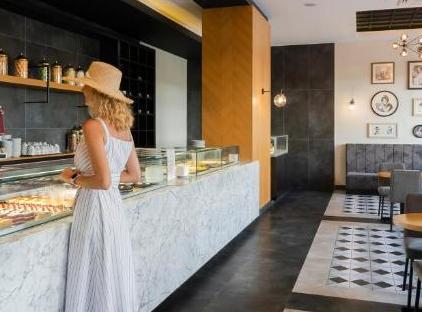 Queen's Park Rai Premium Tekirova تورنگار