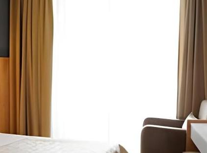 Hotel Felizya تورنگار