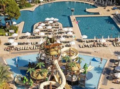 Dobedan World Palace تورنگار