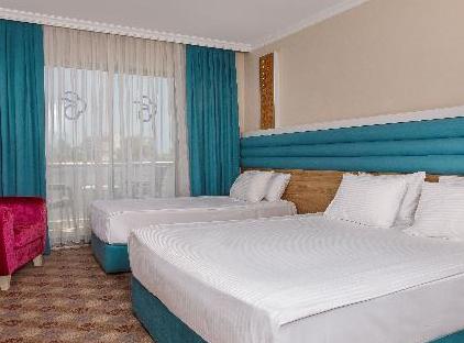 Dedeman Kemer Resort تورنگار