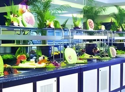 Rox Royal Hotel تورنگار