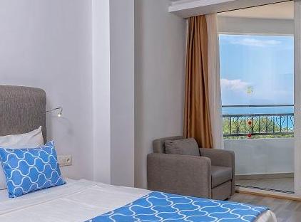 Amara Comfort Resort تورنگار