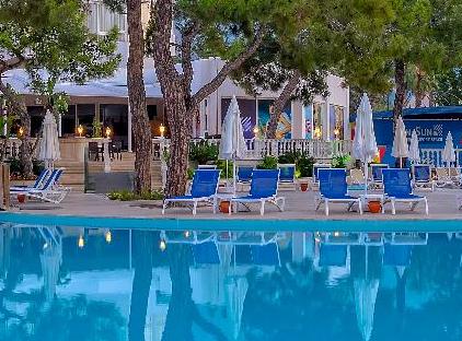 Amara Comfort Resort تورنگار