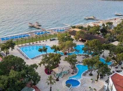 Amara Comfort Resort تورنگار