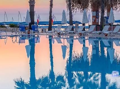 Amara Comfort Resort تورنگار