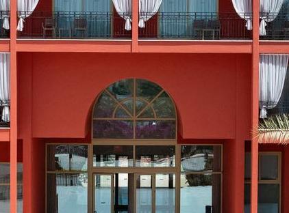 The Norm Oriental Kemer تورنگار