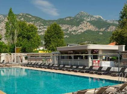 Monk Resort Hotel  تورنگار