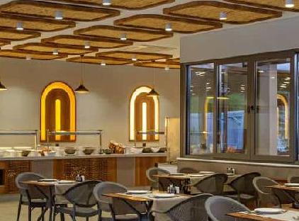 Monk Resort Hotel  تورنگار
