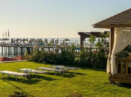 TT Hotels Hydros Club تورنگار