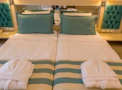 TT Hotels Hydros Club تورنگار