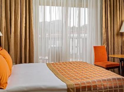 TT Hotels Hydros Club تورنگار