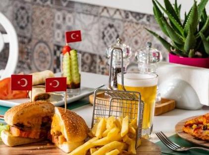 TT Hotels Hydros Club تورنگار