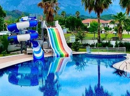 Istanbul Beach Hotel                                                                        تورنگار