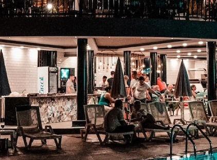 Istanbul Beach Hotel                                                                        تورنگار