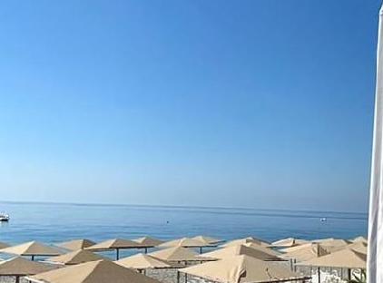 Istanbul Beach Hotel                                                                        تورنگار