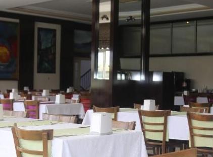 Istanbul Beach Hotel                                                                        تورنگار