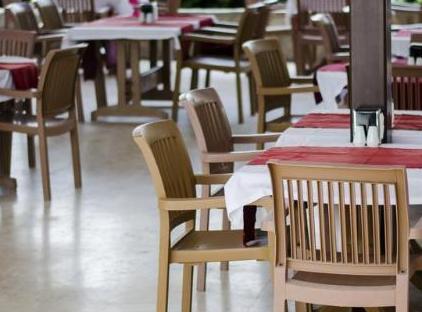 Istanbul Beach Hotel                                                                        تورنگار