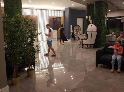 Istanbul Beach Hotel                                                                        تورنگار