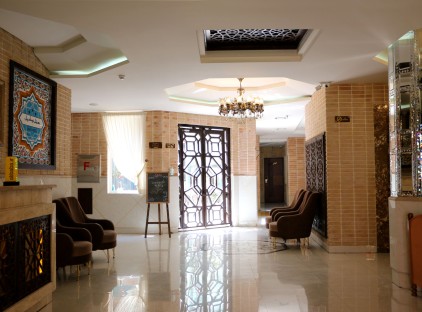 تور شیراز هتل وکیل تورنگار