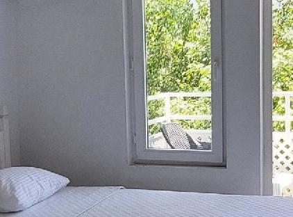 UK Hotel Kiriş تورنگار