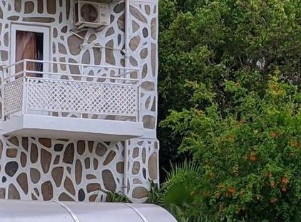 UK Hotel Kiriş تورنگار