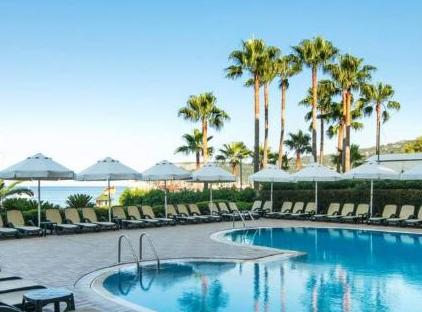 Golden Lotus Hotel تورنگار