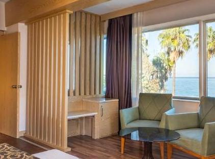 Fame Beach Hotel تورنگار