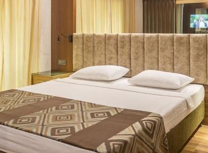 Fame Beach Hotel تورنگار