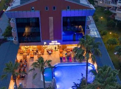 Fame Beach Hotel تورنگار