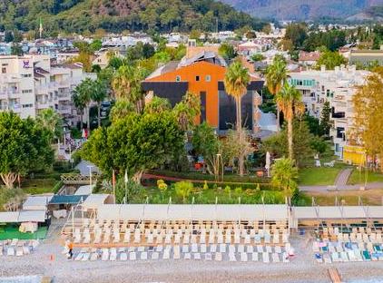 Fame Beach Hotel تورنگار