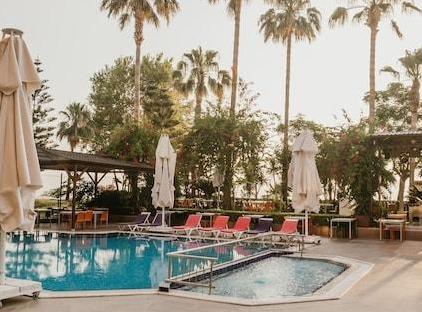 Fame Beach Hotel تورنگار