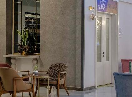 Armas Garden Hotel تورنگار