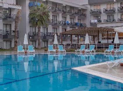 Armas Garden Hotel تورنگار