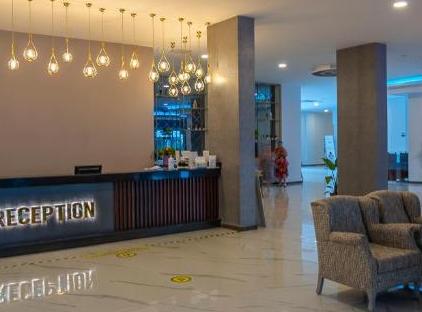 Armas Garden Hotel تورنگار