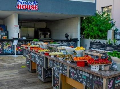 Armas Garden Hotel تورنگار