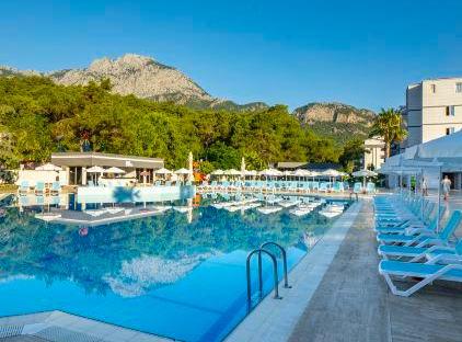 Armas Garden Hotel تورنگار