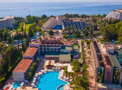 Armas Garden Hotel تورنگار